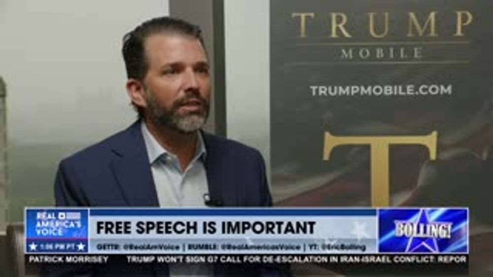 WILL TRUMP MOBILE HOST LEFT-LEANING APPS