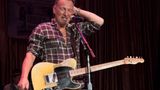 Prosecutors drop drunk driving charge against Bruce Springsteen