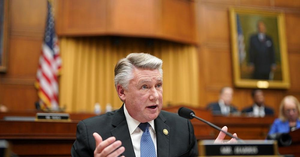 Harris endorses Talarico after victory over Crockett