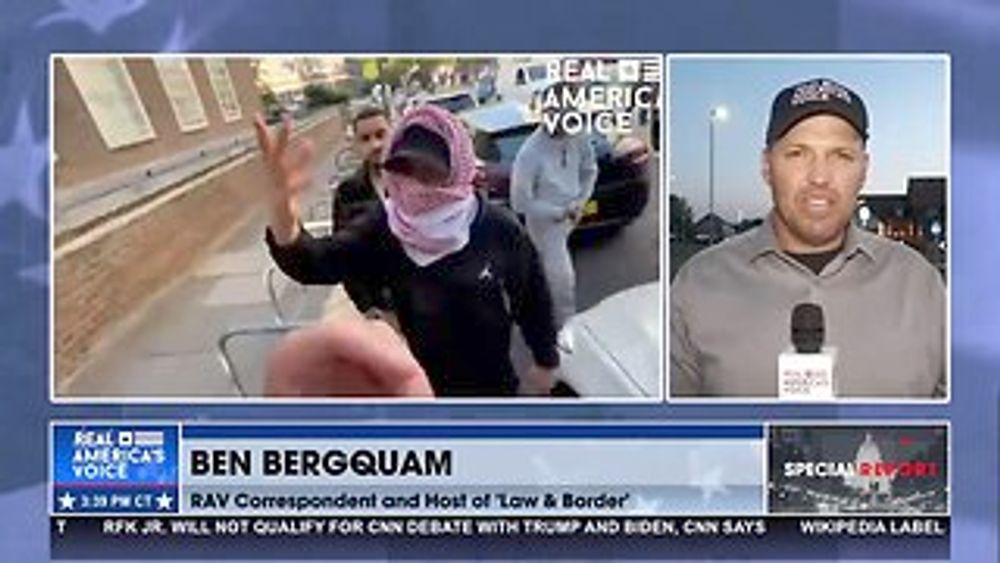 Pro-Palestine Thugs Threaten Ben Bergquam in London
