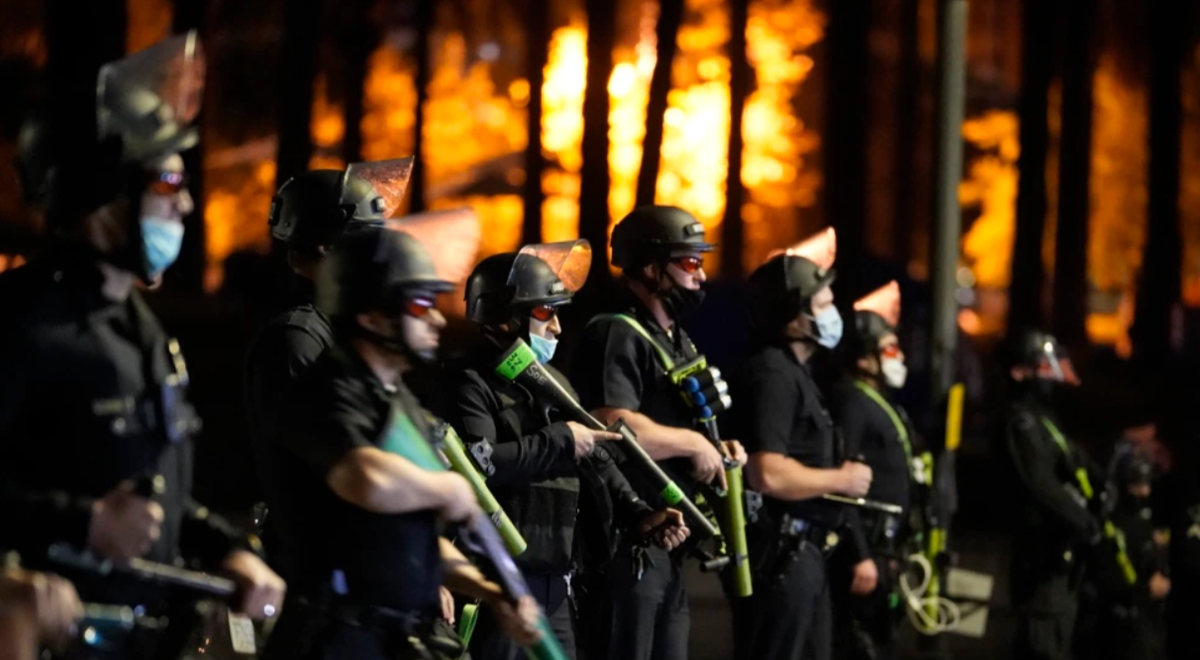 US Journalists Covering Protests at Risk of Arrest
