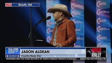 JASON ALDEAN INTRODUCES PRESIDENT TRUMP!