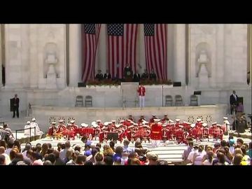 Obama pays tribute to fallen service members