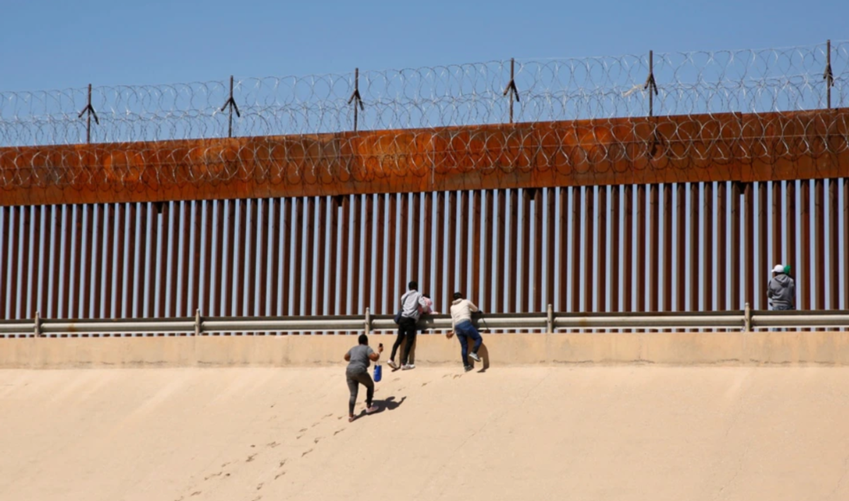 Migrant Crossings Spike as US Plans to Lift Curb on Asylum