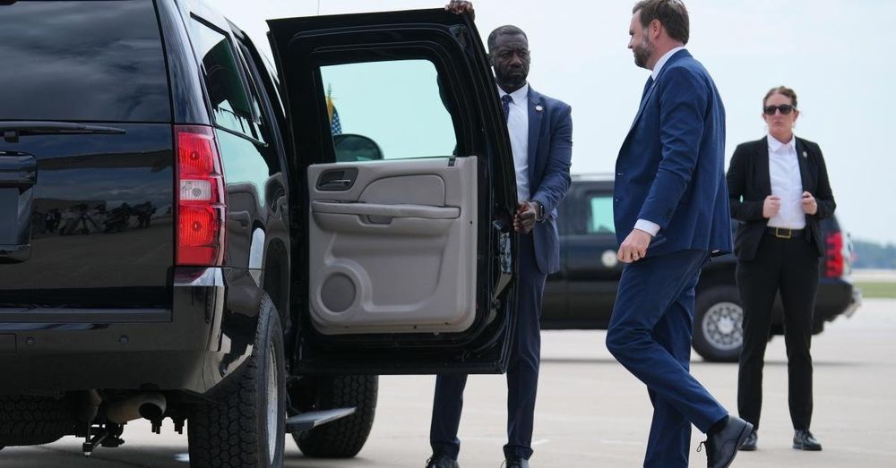 Member of Vance's Secret Service detail subject of internal probe into alleged media leaks