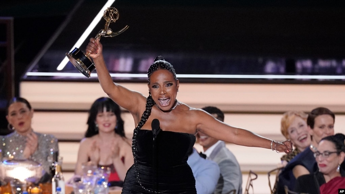 'Succession,' 'Ted Lasso' Top Emmys; 1st Time Winners Shine