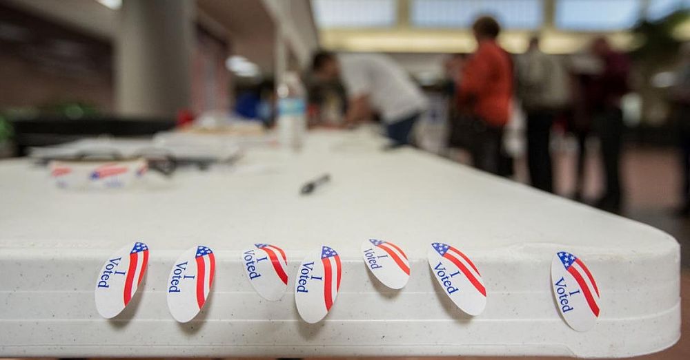 Eleven Democrats vying for retiring Sen Durbin's open seat marque race in Tuesday's Illinois primary