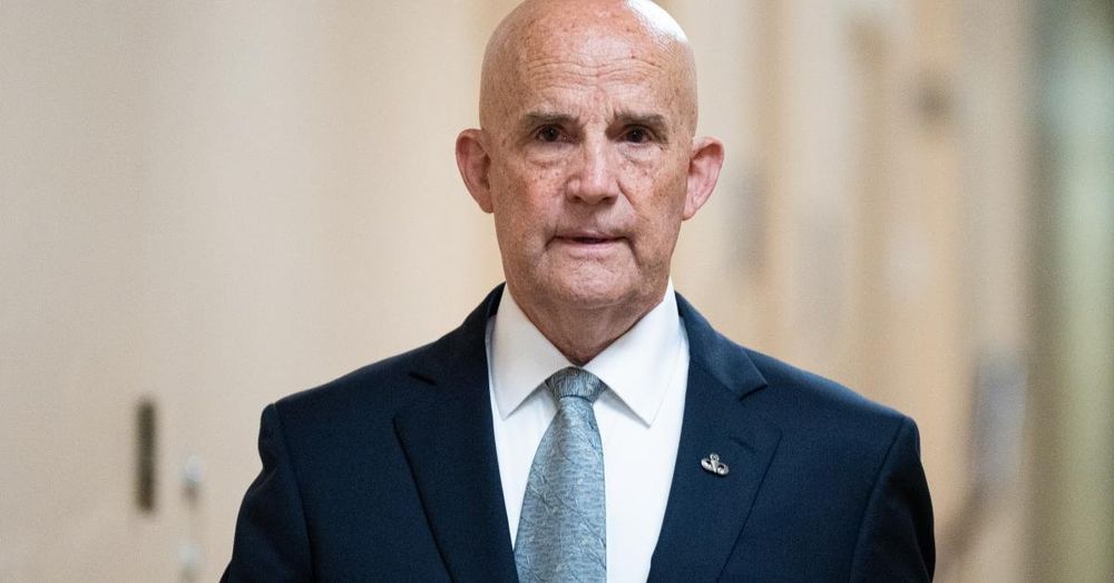 Texas Republican introduces legislation to repeal green card lottery program