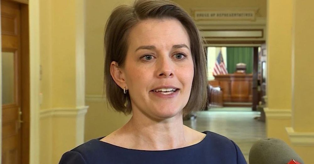 DOJ, free speech group fight Maine Democrats' voting ban on GOP lawmaker: 'tinpot dictatorship'