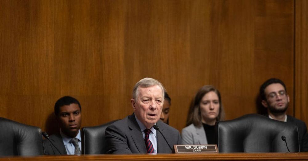 Dick Durbin asks DOJ to release transcripts, recordings of Ghislaine Maxwell interview