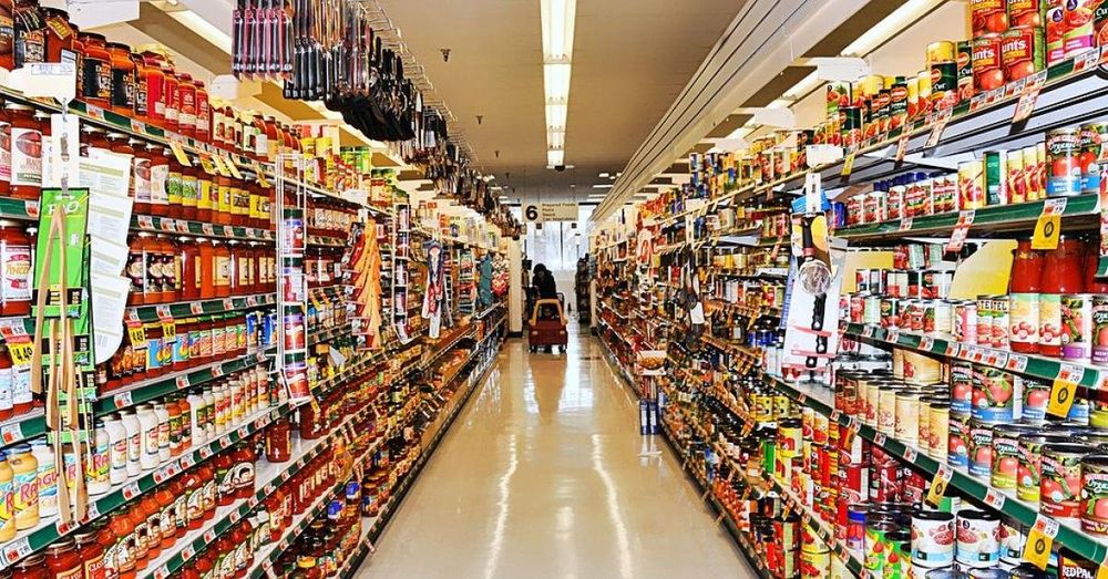 Trump administration orders states to claw back full SNAP payouts after high court ruling