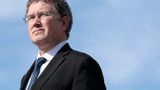 Massie urges Biden to drop prosecution of Julian Assange, brings his brother to State of the Union