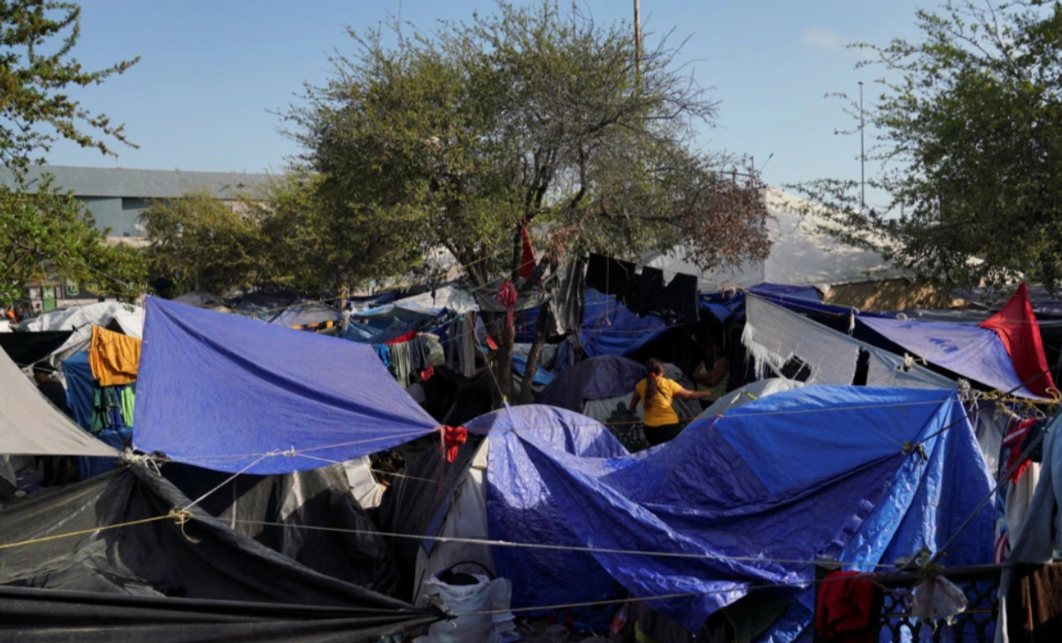 US Supreme Court Weighs 'Remain in Mexico' Immigration Dispute