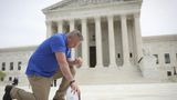 Football coach who won Supreme Court case to pray on field returns for first game since 2015