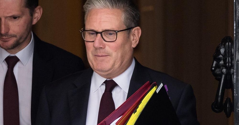 Labour support drops to new low after scandals involving two government officials