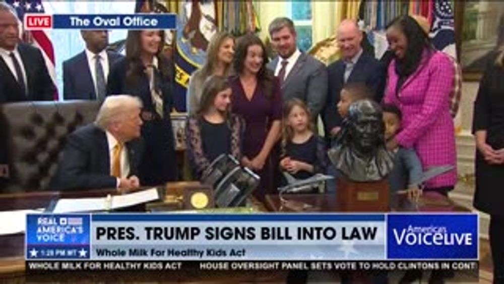 YOUNG JESSIE TELLS POTUS WHERE MILK COMES FROM