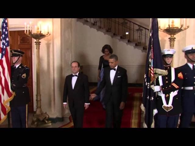 Obamas warm up to Hollande at state dinner