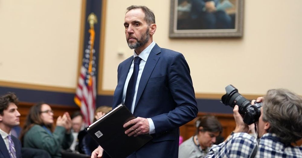 Constitutional alarm raised after DOJ records reveal Jack Smith got private texts from 44 lawmakers