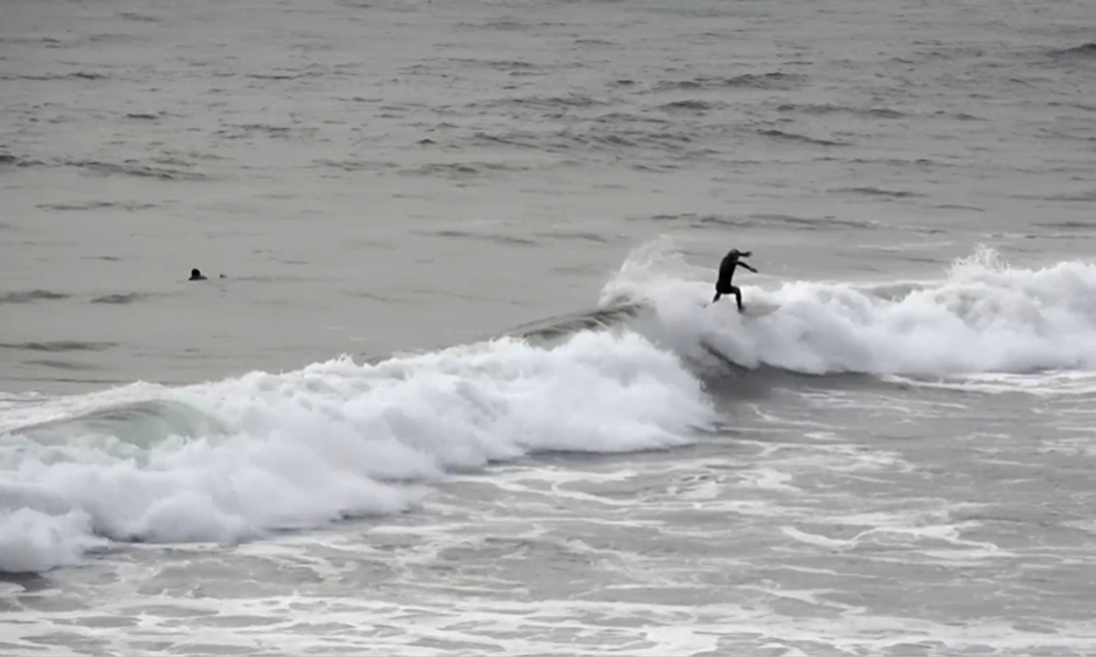 California Oil Spill Still Affecting Huntington Beach Businesses, Commercial Fishing