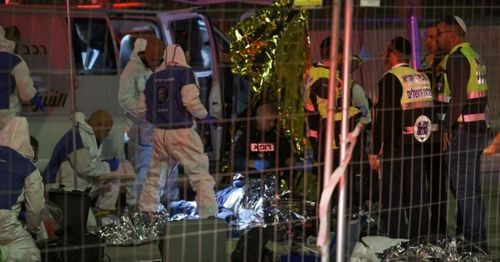 Seven dead, many injured following Jerusalem synagogue shooting