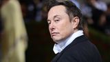 Elon Musk says Biden overuses his teleprompter, compares president to 'Anchorman'