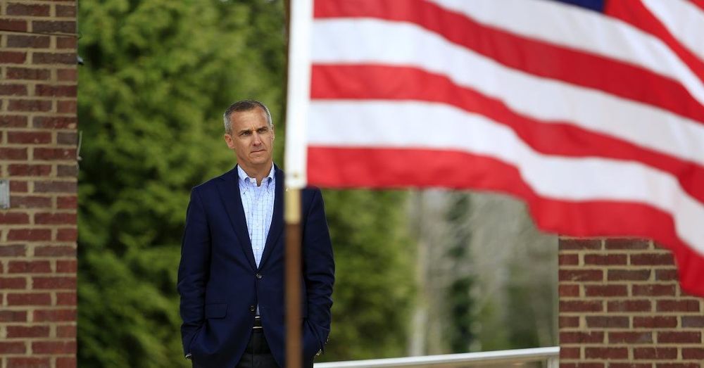 Lewandowski considers running for New Hampshire governor against Ayotte