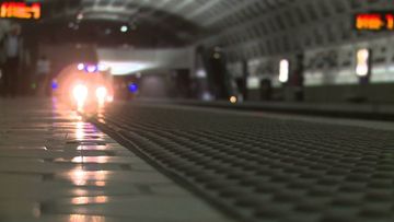 Bumpy Metro platform tiles