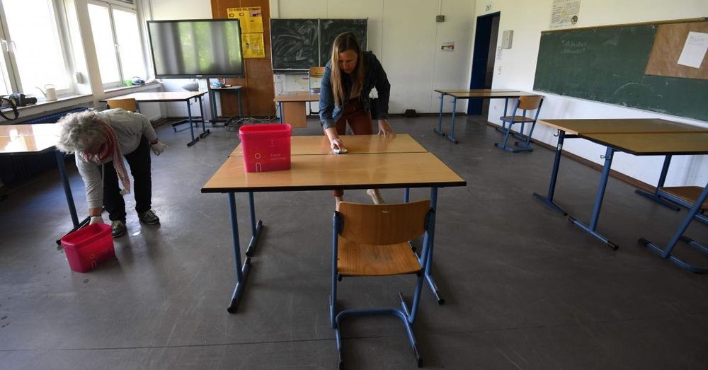 Survey: Over 1,000 Arizona teachers have left jobs since July