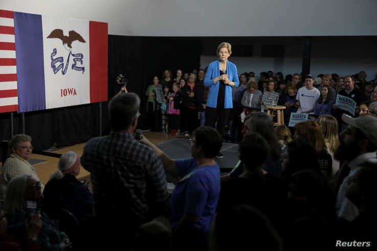 Democratic U.S. presidential candidate Senator Elizabeth Warren speaks during a town hall event in Davenport, Iowa, U.S…