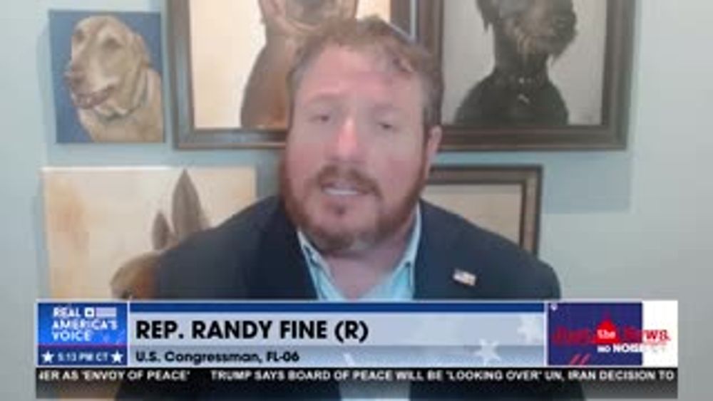 DOGS MAKE AMERICA GREAT