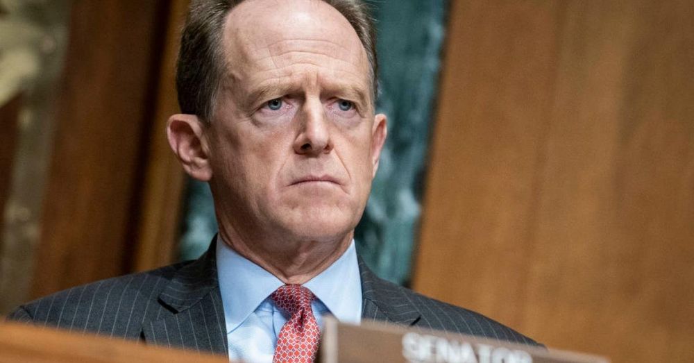 Former Pennsylvania GOP Sen. Toomey won't vote for Trump or Harris