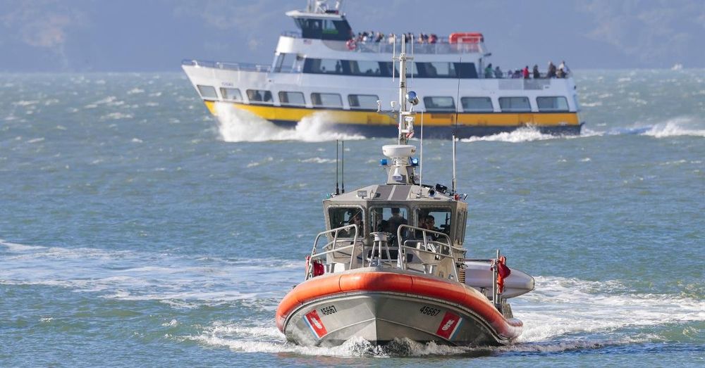 US launches search and rescue mission for two missing after boat capsizes near Alcatraz, one dead