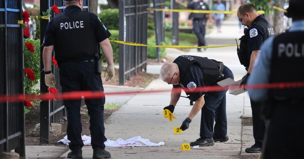 Chicago shooting injures 10, kills young girl, officials say