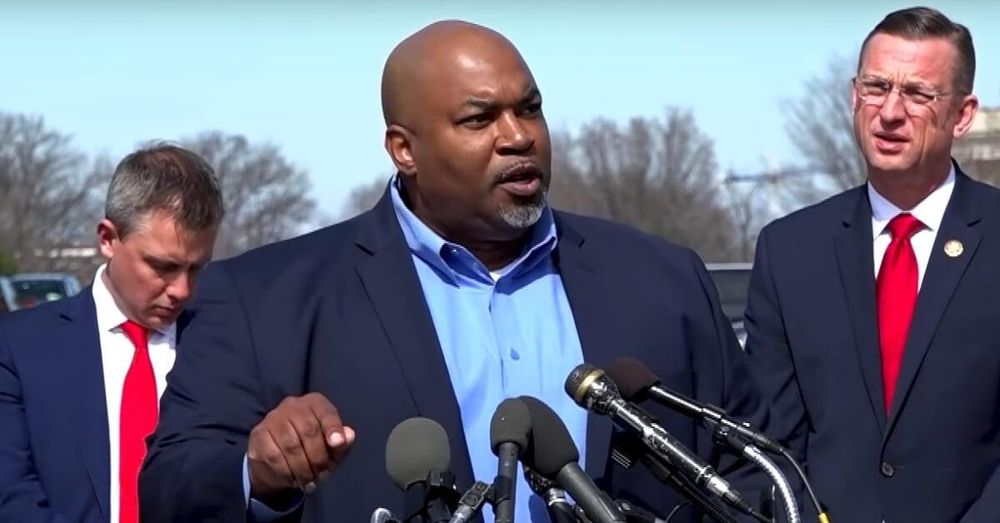 Mark Robinson campaign officials resign after CNN report on alleged controversial online comments