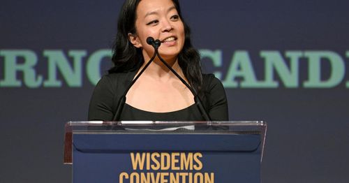 Hong endorses Crowley after upset loss in WI governor primary
