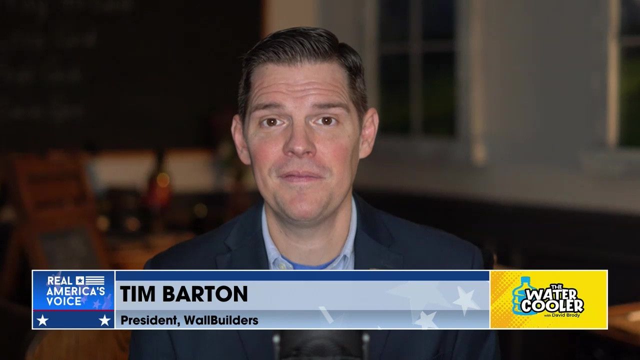 Back to basics on the U.S. Constitution. Tim Barton gives a constitutional lesson - Real America's Voice News