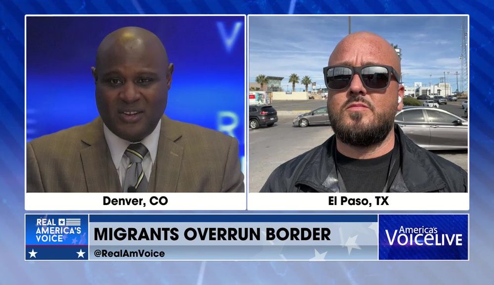 Migrants Overwhelming Border At El Paso, Texas